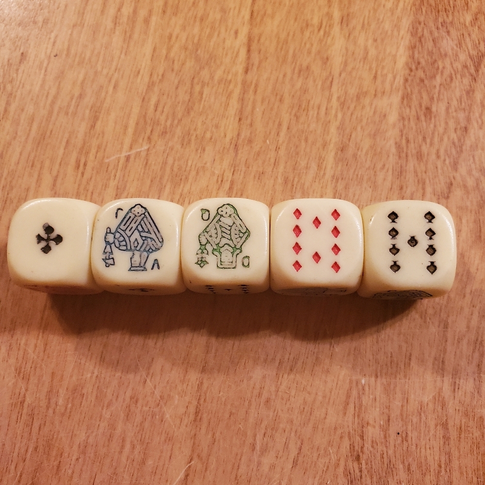 Vintage Set of 5 Dice 1950s For Cards, Poker, Games